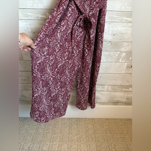 NWT RW&CO Maroon Jumpsuit - Picture 10 of 10
